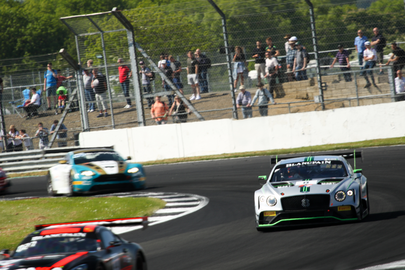 Illustration for article titled Blancpain GT Photos from Silverstone